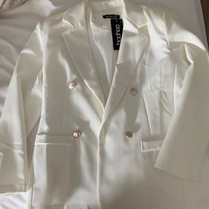 Boohoo UK size 8 womens white blazer